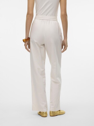 Regular Pantalon 'ENYA ' VERO MODA en argent