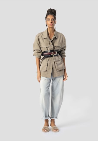 Regular Jean 'Yoana' Elias Rumelis en bleu