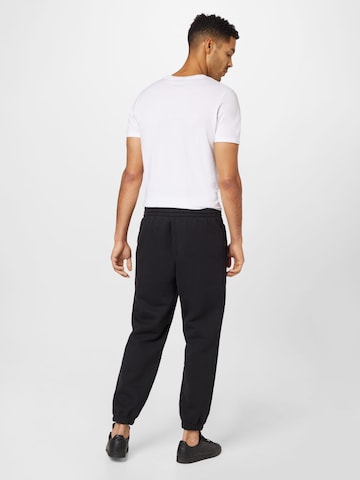 Effilé Pantalon 'Premium Essentials' ADIDAS ORIGINALS en noir