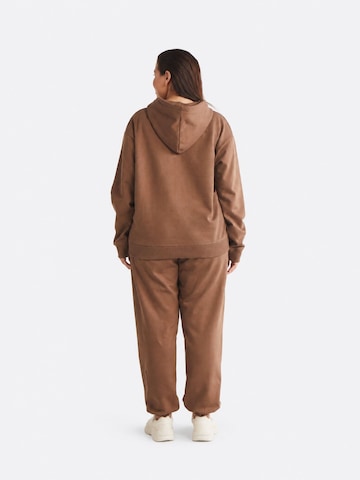 Pantaloni sportivi di Ethiquet in marrone