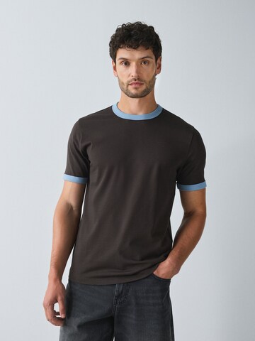 Next - Camiseta en marrón: frente
