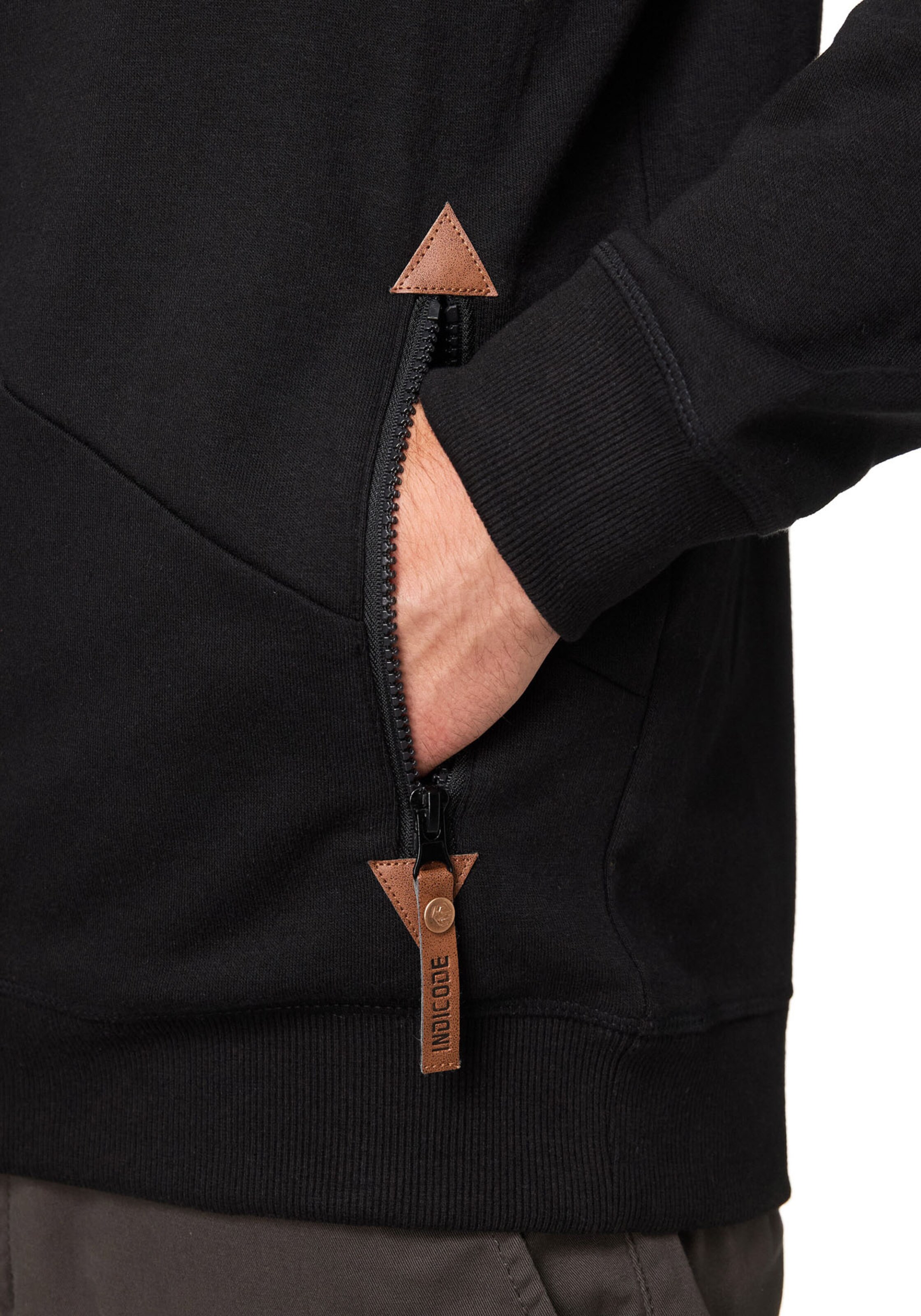 INDICODE JEANS Sweatshirt in Schwarz