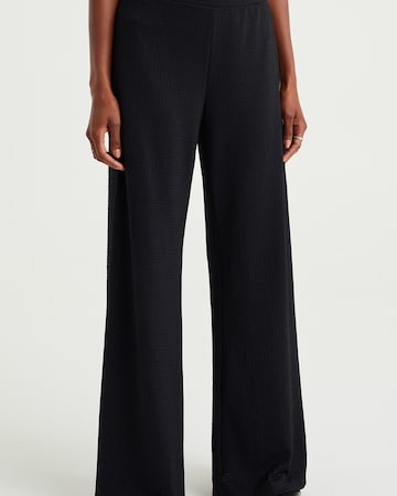 WE Fashion Wide leg Broek in Zwart: voorkant