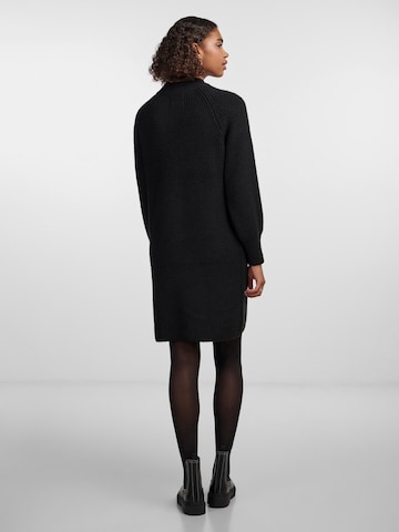 PIECES Knitted dress 'Natalee' in Black