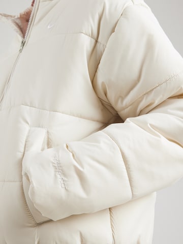 Nike Sportswear Jacke 'Classic' in Beige