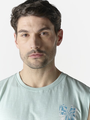 KOROSHI Футболка в Зеленый