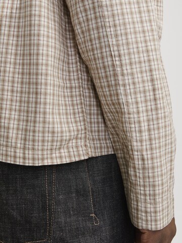 JACK & JONES Comfort fit Button Up Shirt in Beige