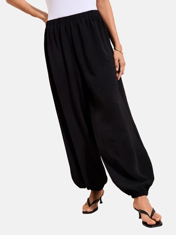 Friends Like These Loosefit Broek in Zwart: voorkant