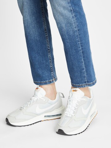 Nike Sportswear Platform trainers 'AIR MAX DAWN' in Grey: front