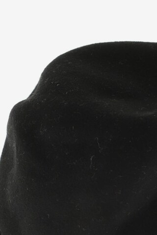 ESPRIT Hut oder Mütze 58 in Schwarz