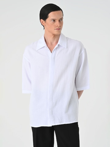 Comfort fit Camicia di Antioch in bianco