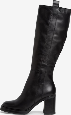 TAMARIS Boots in Black