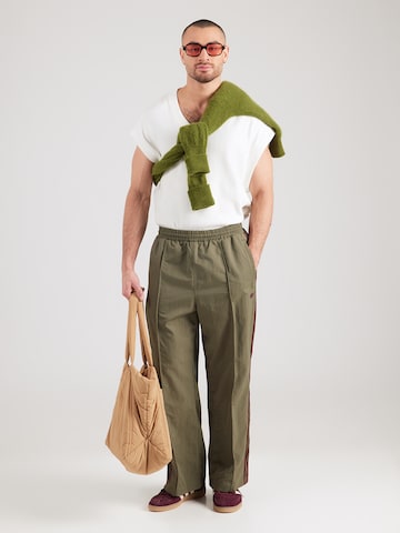 ADIDAS ORIGINALS Loosefit Nadrág 'BRITCORE' - zöld