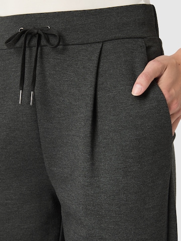 Effilé Pantalon 'SKYYE' Les Lunes en gris