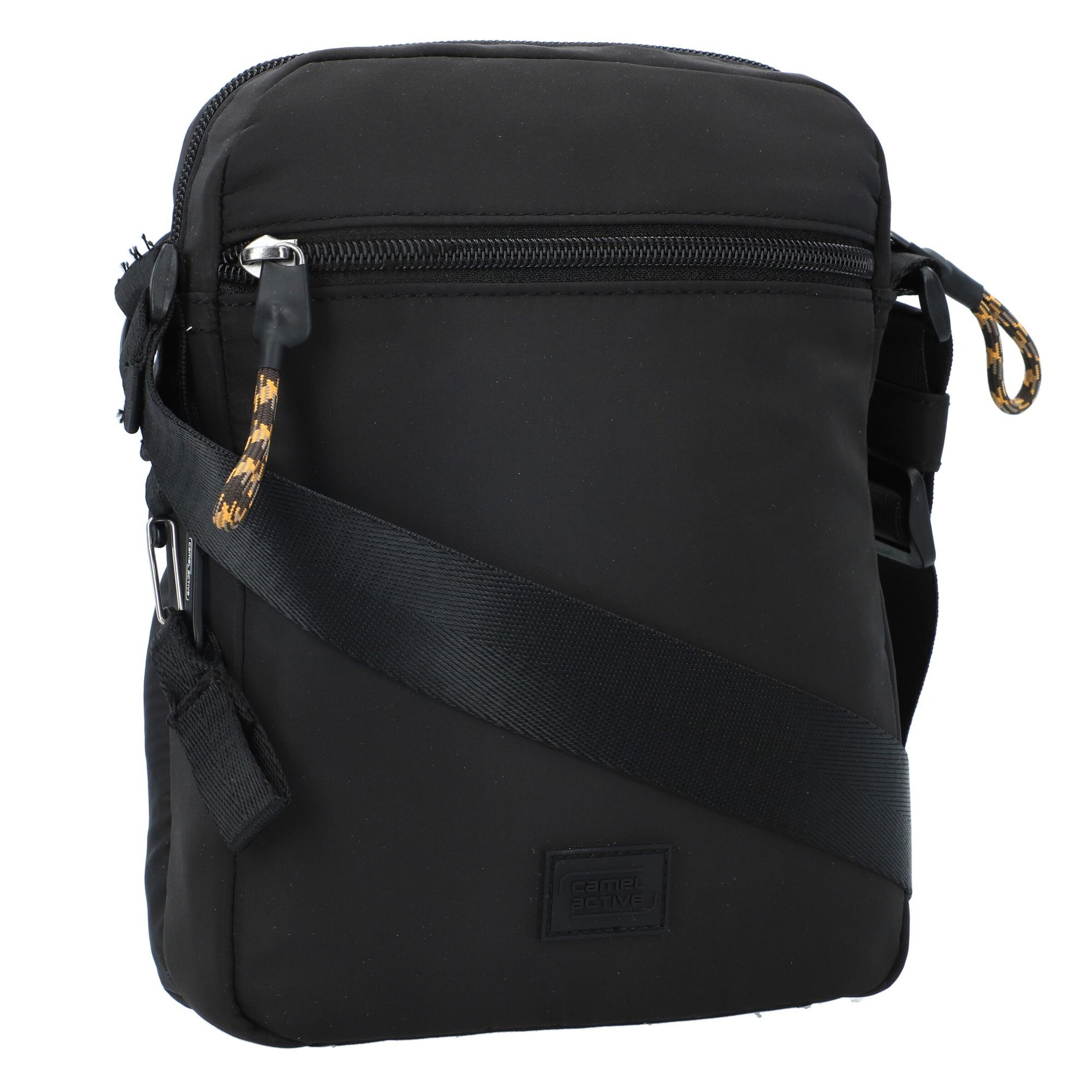 CAMEL ACTIVE Olkalaukku 'Terra' värissä musta