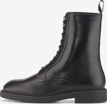 VAGABOND SHOEMAKERS Lace-up bootie 'ALEX' in Black: front