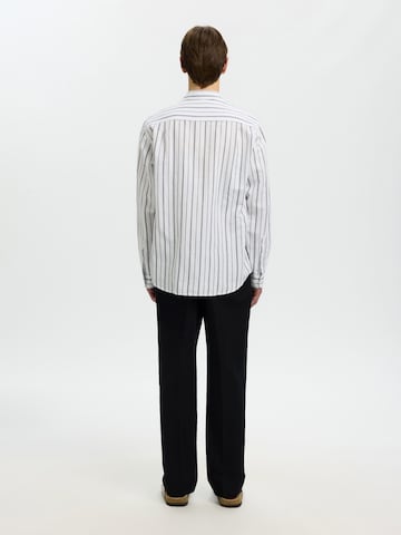 balta SELECTED Standartinis modelis Marškiniai 'SLHCLAY'