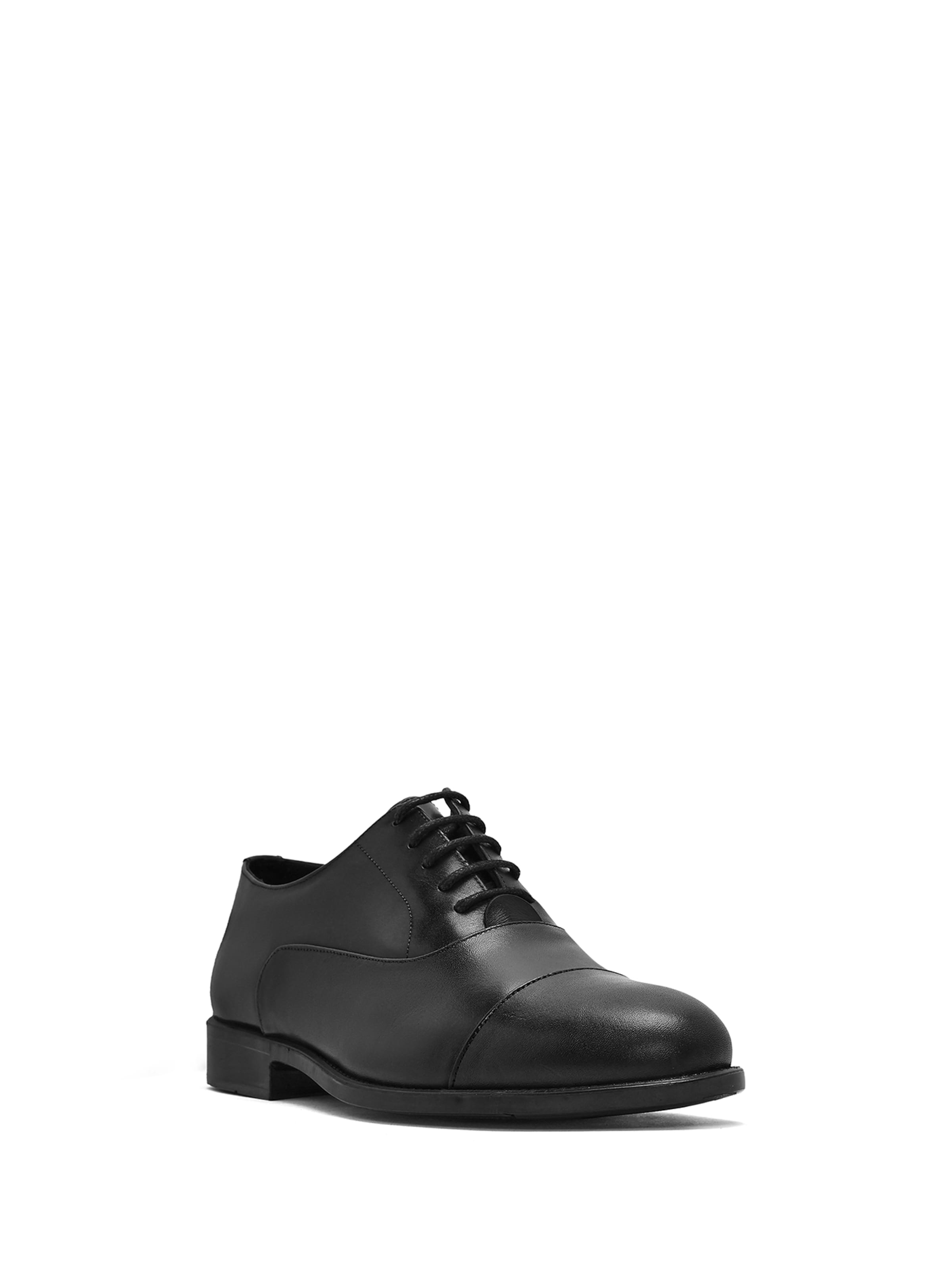 Derimod Schnürschuh in Schwarz