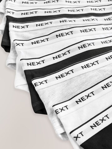 Next Σλιπ σε μαύρο