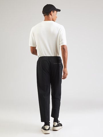 BOSS Конический (Tapered) Брюки со складками 'T_Convert' в Черный