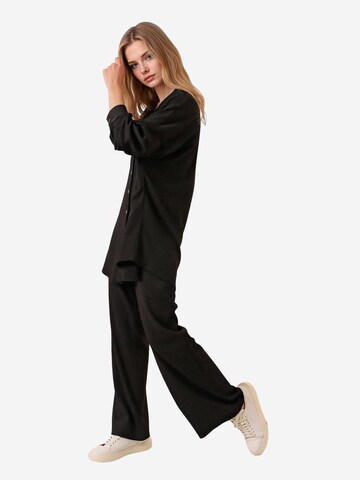 Pantalons de tailleur Bigdart en noir