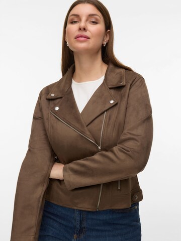 Veste mi-saison 'VMCJose' Vero Moda Curve en marron : devant