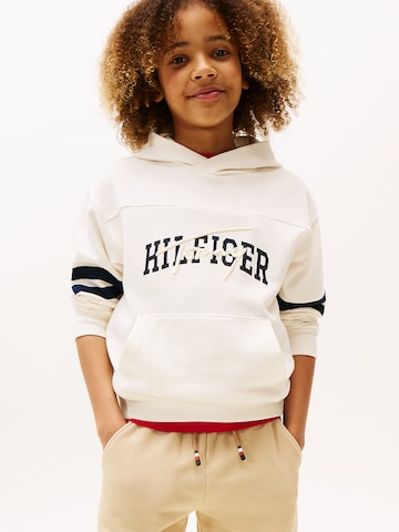 TOMMY HILFIGER Sweatshirt in Wit: voorkant