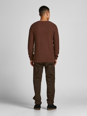 Coupe regular Pull-over 'JPRBLUCarlos' JACK & JONES en marron
