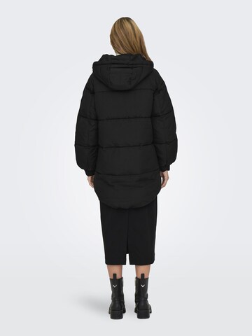 Manteau d’hiver 'FIE' ONLY en noir