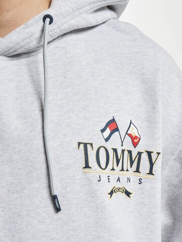 Felpa di Tommy Jeans in grigio