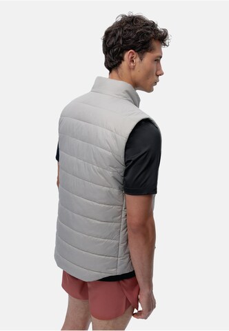 Born Vest 'Maine' in Beige