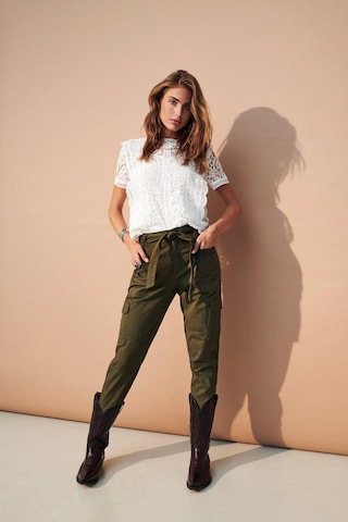 Regular Pantalon cargo 'Caja' ONLY en vert