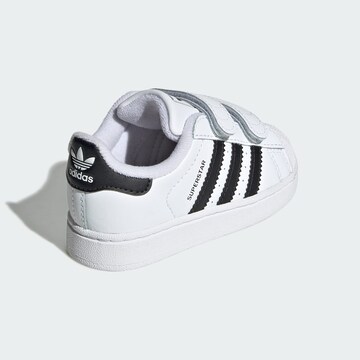 ADIDAS ORIGINALS - Sapatilhas 'Superstar II' em branco