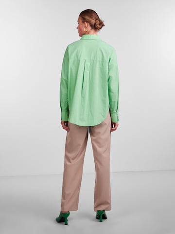 PIECES Blouse 'Tanne' in Green