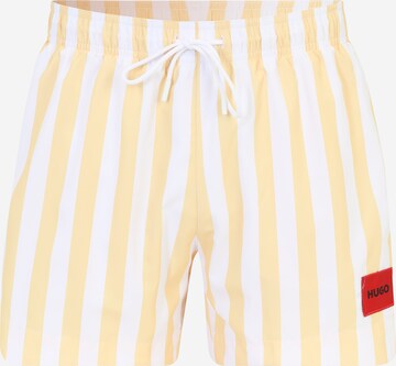 HUGOKupaće hlače 'CAPRI' - žuta boja: prednji dio