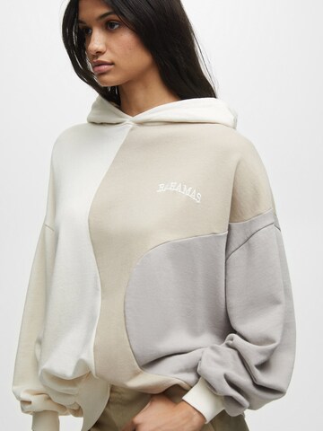 Pull&Bear Sweatshirt in Beige