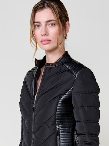 Veste mi-saison KOROSHI en noir