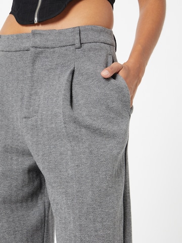 SCOTCH & SODA Wide leg Pleat-Front Pants 'Rose' in Grey