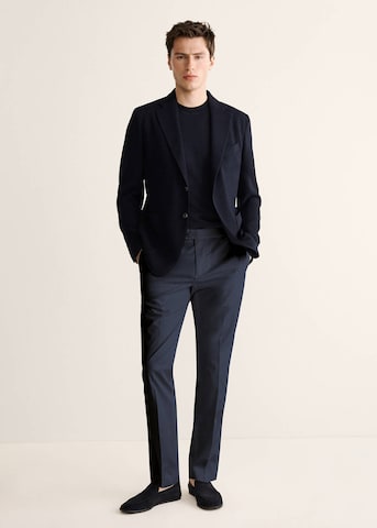 MANGO MAN Slim fit Pleated Pants 'Bay' in Blue: front