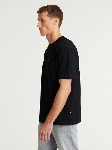CHASIN' Shirt 'Kore' in Black