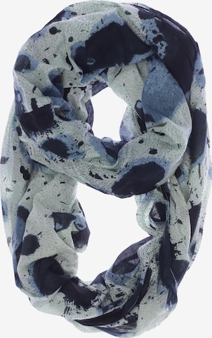 PIECES Scarf & Wrap in One size in Green: front