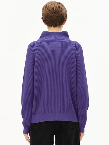 ARMEDANGELS Sweater in Purple