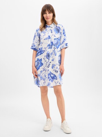 Robe 'Lisa' Marie Lund en bleu : devant
