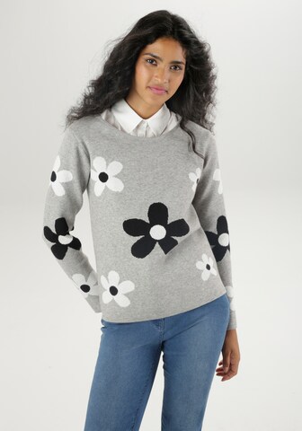 Aniston SELECTED Collar in White: front