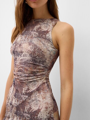 Bershka Kleid in Beige