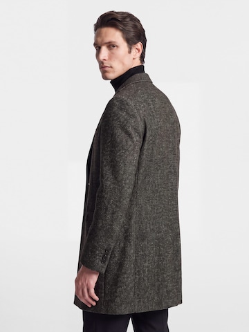 Manteau d’hiver Thomas Goodwin en marron