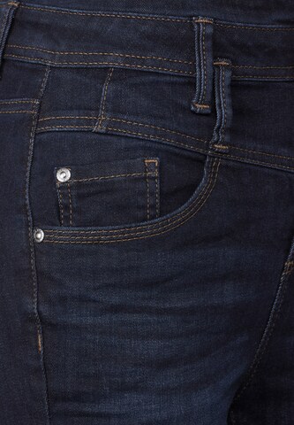 STREET ONE Loosefit Jeans in Blau