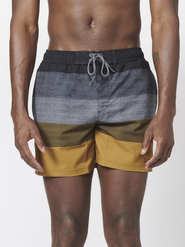 KOROSHI Board Shorts in Mixed colors