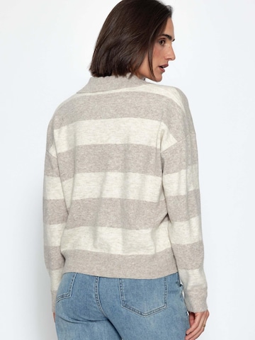 SASSYCLASSY Pullover‌‌‌‌‌‌ in Beige