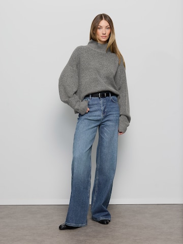 RÆRE by Lorena Rae Sweater 'Jill' in Grey